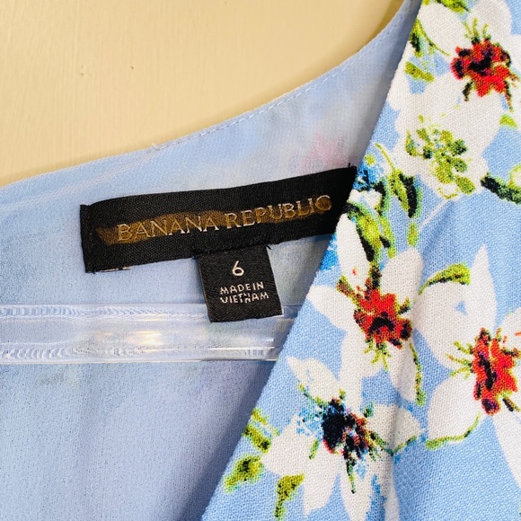 SOLD Banana Republic Ecovero Floral Dress Blue - Picture 8 of 13